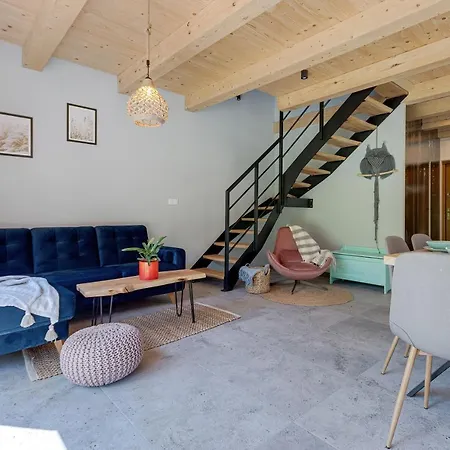 Lesna Z Balia Feriehus Sekowa